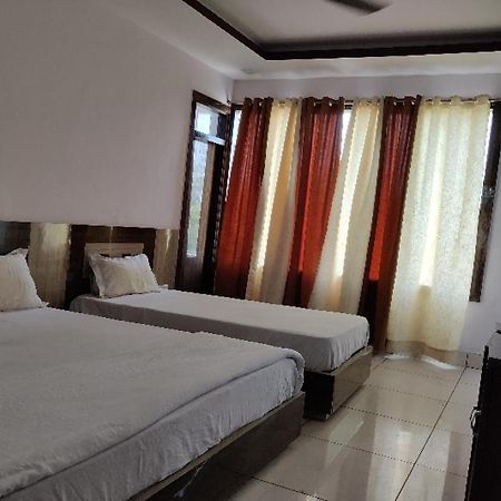 Oyo Hotel Laksh Kurukshetra Eksteriør bilde